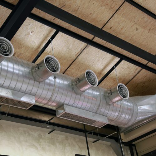 Air,Ducts,For,Ventilation,Ducts,Made,Of,Large,Spherical,Aluminum